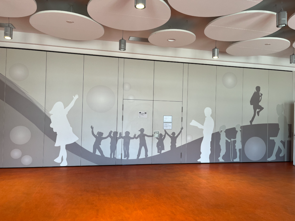 Eingang zur Aula